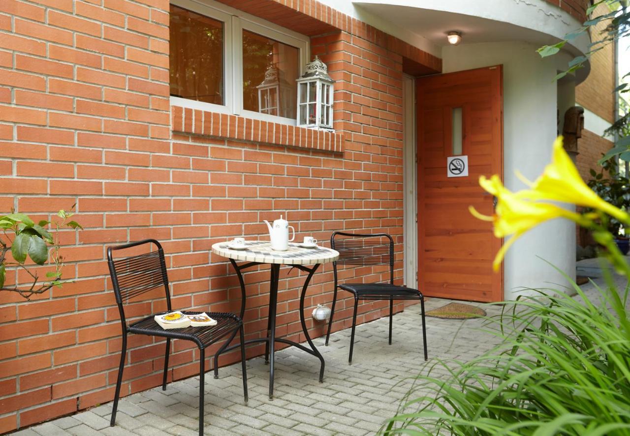 Villa In Bio Garden - You Will Save Money Here Praag Buitenkant foto